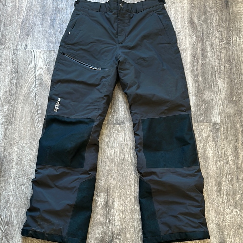 Black Outdoor Pants with Zipper Pocket